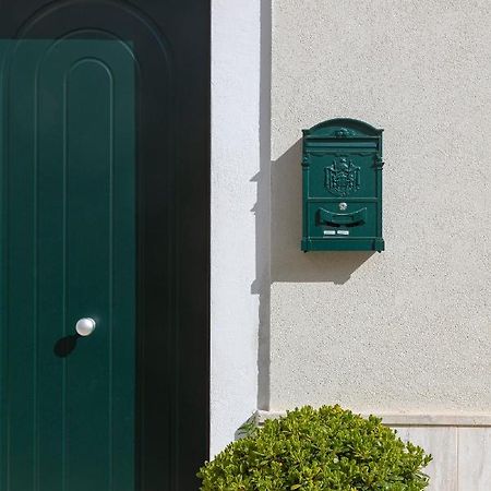 Apulian House Hotel Brindisi Exterior photo